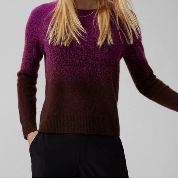 Athlete Hawthorne Textured Crew Neck Sweater - Picture 2 of 8